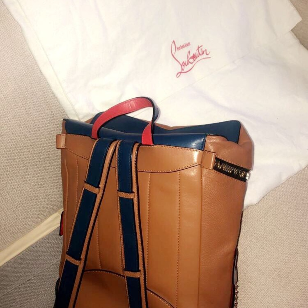Back Pack - Picture 2 of 2